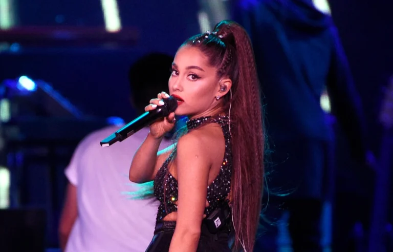 ArianaGrande.-ponytail hairstyle