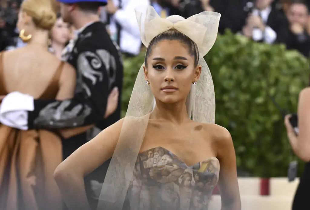 ariana-at-met-gala-scaled.jpg