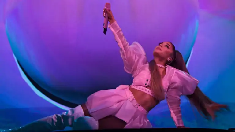 ariana grande O2 london eternal sunshine tour.png